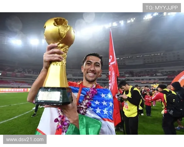 辽宁足球明星哥的故乡揭晓，他的成长经历与足球梦想之路